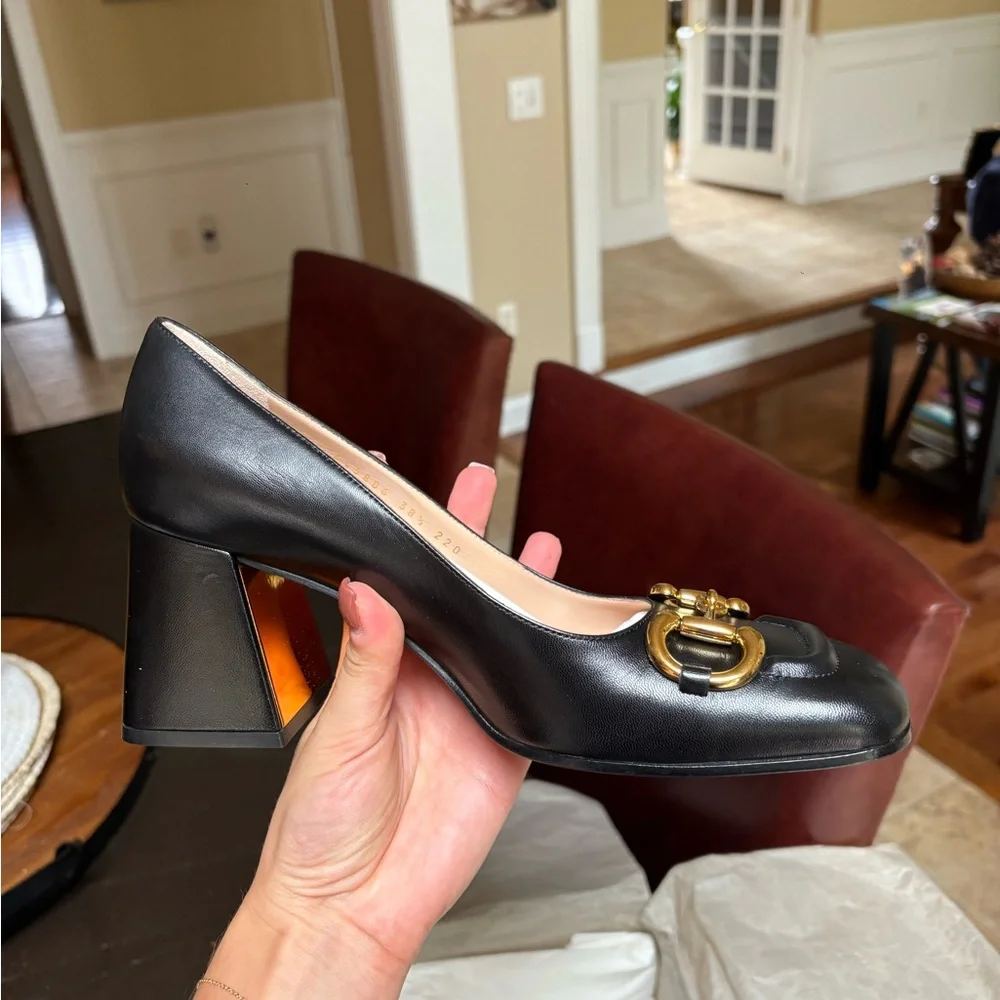 Gucci Black Leather Heels with Gold Horsebit - Picture 11 of 14
